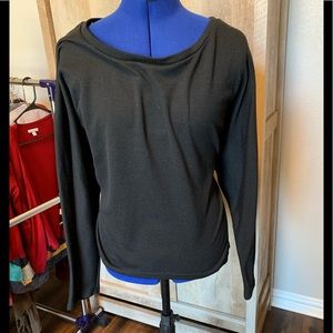 Cute oversized sweater. Worn once.